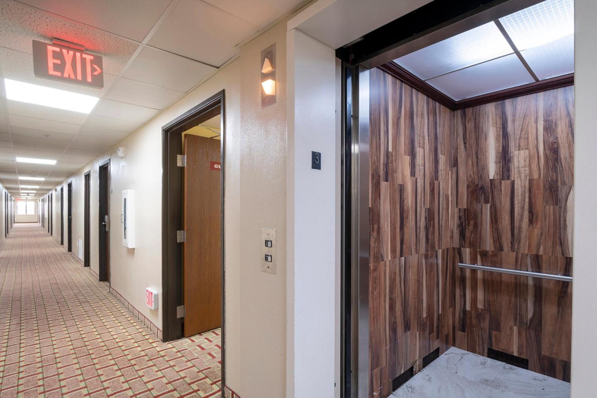 Oyo Townhouse Houston Airport North Hotell Eksteriør bilde
