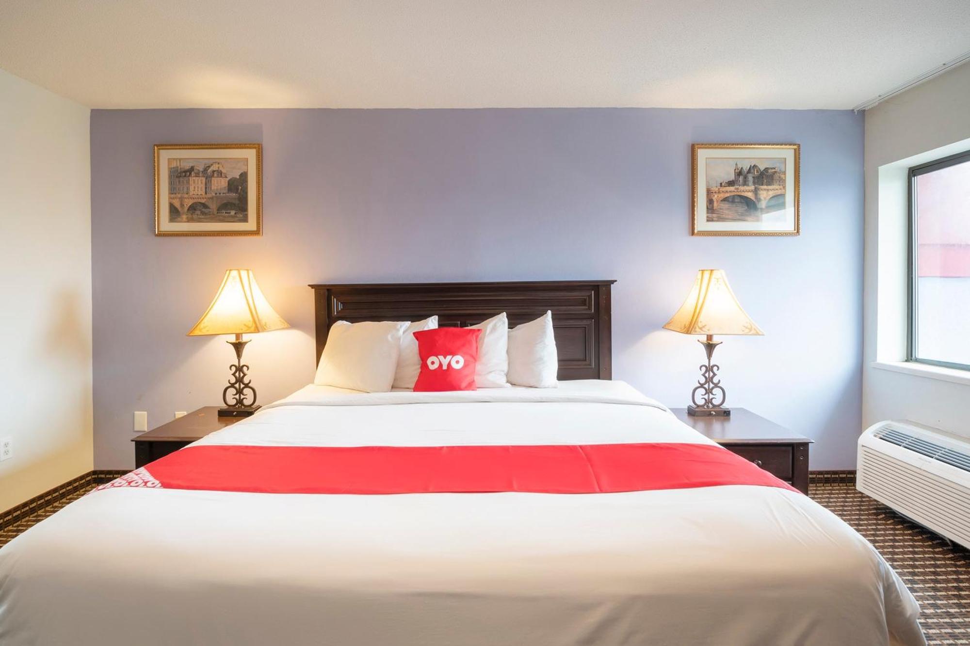 Oyo Townhouse Houston Airport North Hotell Eksteriør bilde