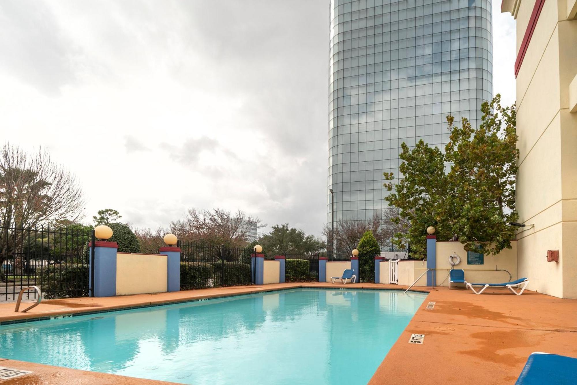 Oyo Townhouse Houston Airport North Hotell Eksteriør bilde
